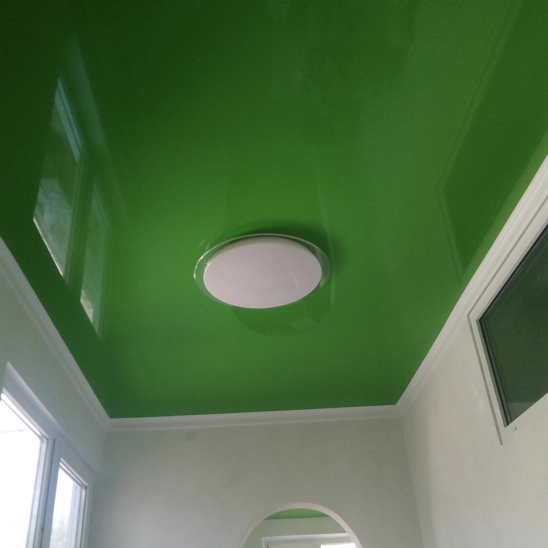 Зелёные натяжные потолки Потолки Всем