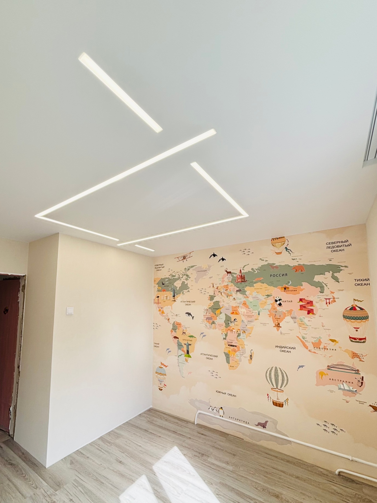 Натяжные потолки в детскую Потолки Всем