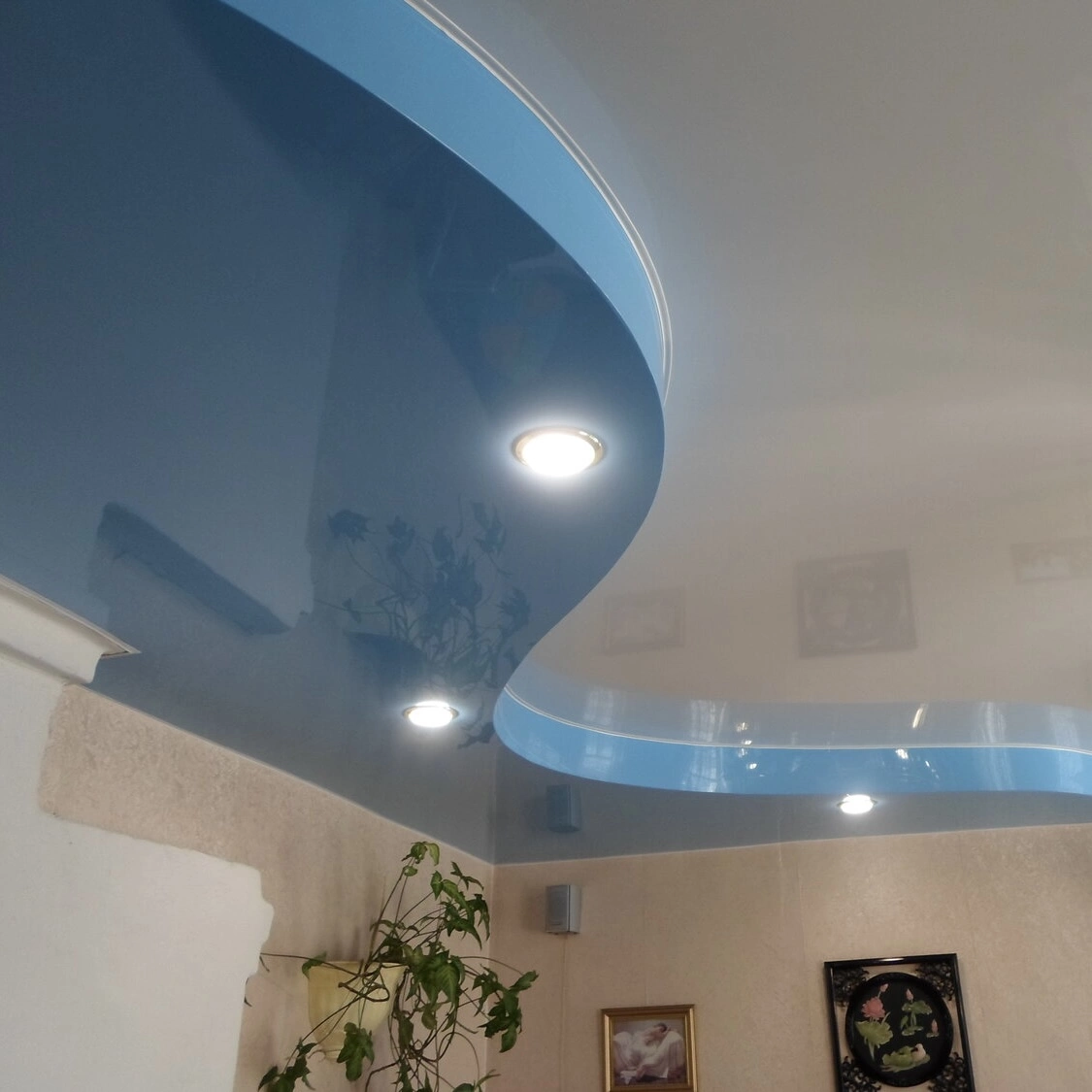 Голубой натяжной потолок Потолки Всем