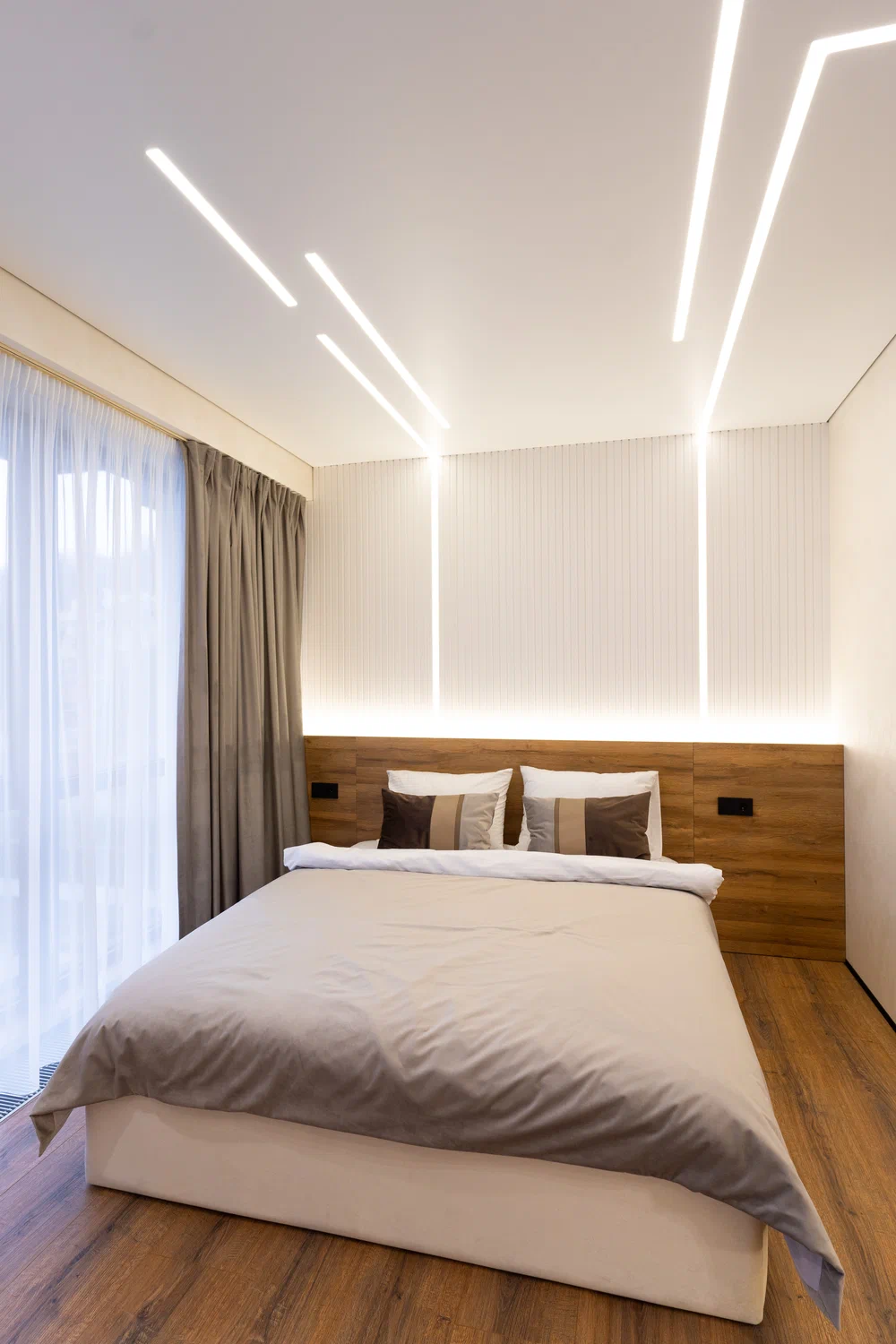 Натяжные потолки для спальни Потолки Всем