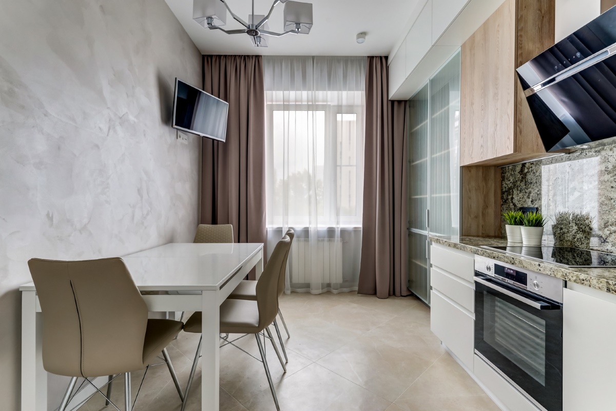 Потолок для трехкомнатной квартиры Потолки Всем