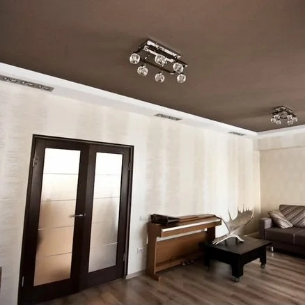 Коричневый натяжной потолок Потолки Всем