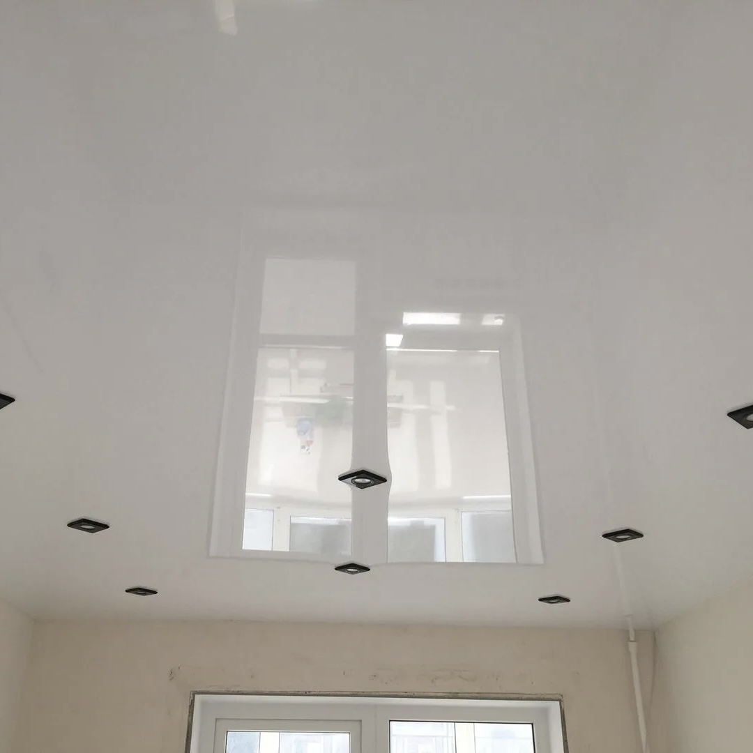 Глянцевые натяжные потолки Потолки Всем