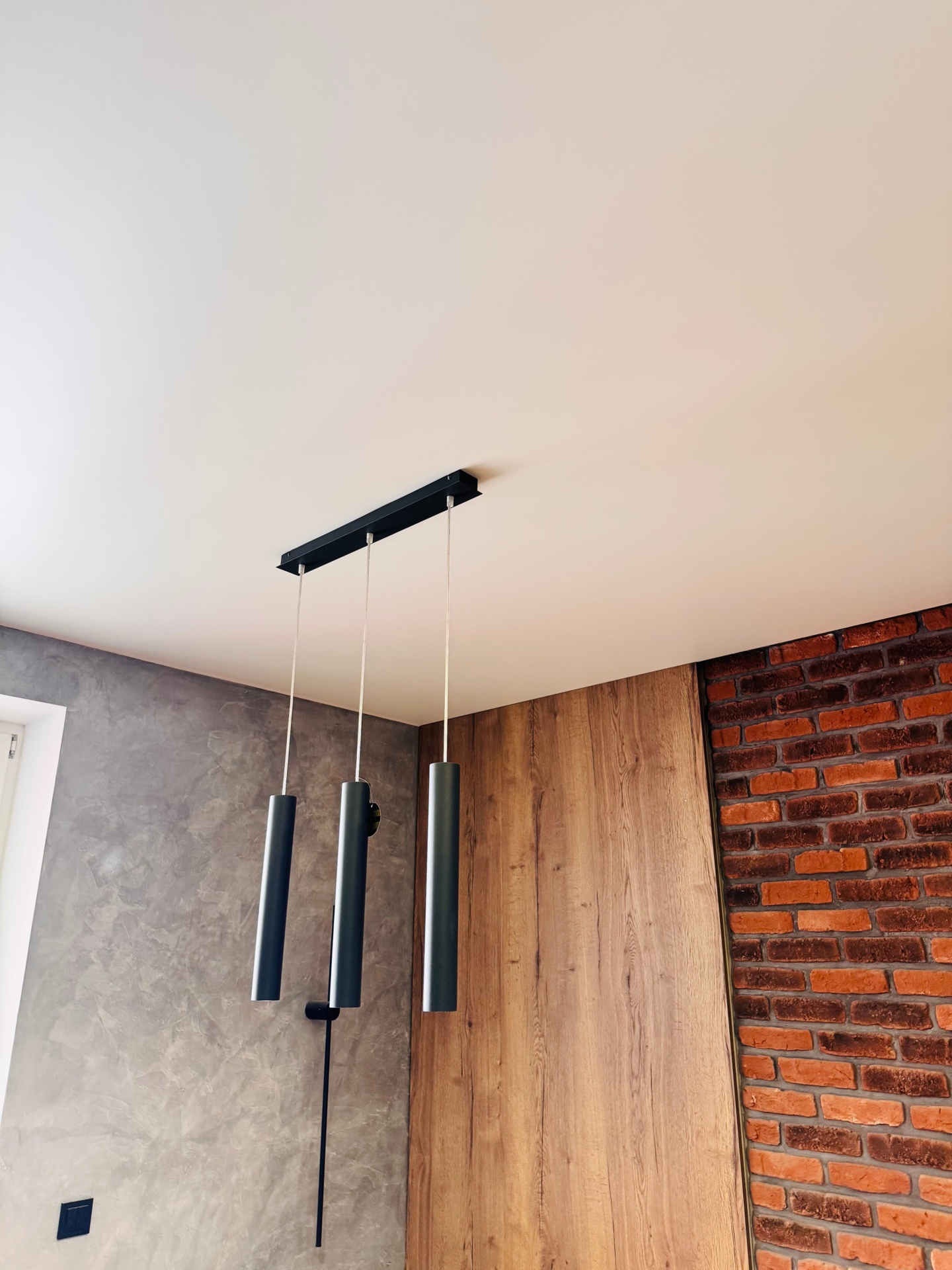 Натяжной потолок в Тихвин Potolki-Vsem